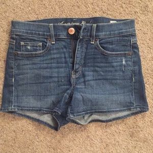 Woman’s jr Jean shorts